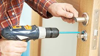 Automotive Locksmith at 02466, Massachusetts